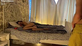 Dude and girlfriend have quick bedroom sex