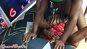 Sexy Mama Receiving Strong Bbc From Gcent In Quickie