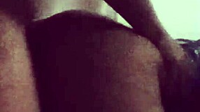 gravei a novinha gostosa com câmera escondida