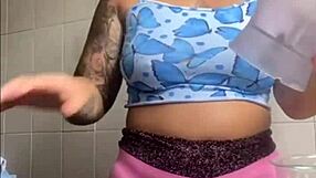 woman goes crazy flashing her big swollen pussy exhibition