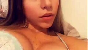 En el baño with big ass