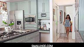 Малка курва - Дребна 18+ азиатска красавица Мина Люкс смуче дебелия кур на приятеля си след игра на криеница