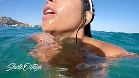Sheila Ortega Hisap dan Kongkek Di Bawah Air Semasa Snorkeling! 🌊
