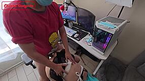 obedeciendo al hijo del jefe sale mal- trailer!