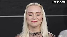 Grote kont jonge Marilyn Sugar voelt zich gedomineerd door enorme lul aan haar limiet