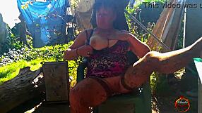 Klaudiaambergirl - Solo Outdoor Masturbation