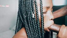 نيك الخادمة نيئة وقوية وهي مراتي برة