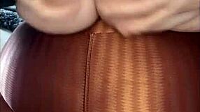 novinha se masturbando depois da academia