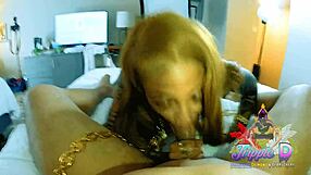 Ебонска робска курва смукана в устата