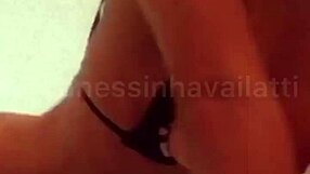 Vanessinha Vailatti Works Out Naked