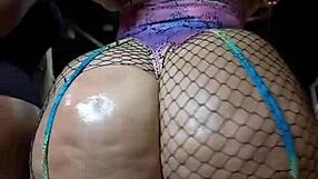 Look at that big ass riding in cowgirl position