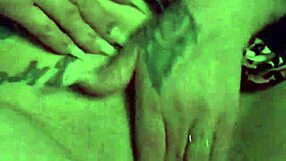 check out fuschia leopard s2 with milf ass shaking