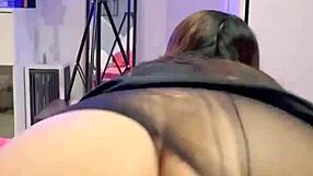 Bercinta Dengan Kakak Ipar Cantik Pantat Mulus?