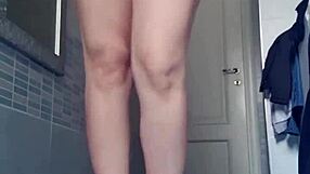 I love watching this slutty hot whore masturbate her big ass and pussy