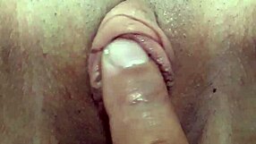 watch me masturbate my sexy wife?