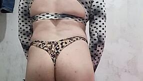 Latina Trans Twerking In Tight Shorts!