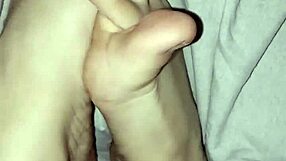 Gretala Shows Off Her Natural Bare Feet Without Polish!