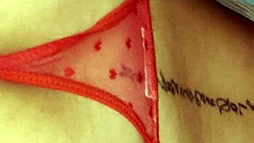 curvy housewife gets assfucking cumshot