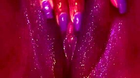 gostosa hints at intense solo session with wet ebony pussy