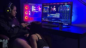 hey guys, my wife is competing against marvel spider-man 2 in this fun game challenge with subtitles in spanish 😂🕷️