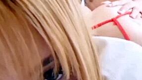 Colegiala rubia venezolana se deja follar en vivo por su novio durante un live de TikTok con blowjob y doggystyle