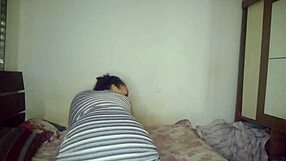 Safada Novinha Shoves Vibrator Deep In Pussy While Dancing For Huge Cock Action