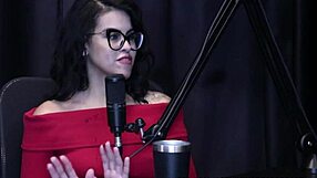 Check out the best moments from Caroleta Roots on Preliminares Podcast with Bia Hot - part 1 on Sheer Red