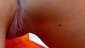 amateur babe jessi empera fucks