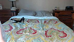 Oh man, this shy bitch tries her first solo webcam show ever