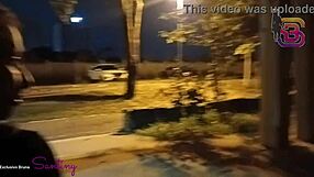 Secretaria Do Diretor Flagrada Chupando Pau Na Praça Na Hora Da Janta