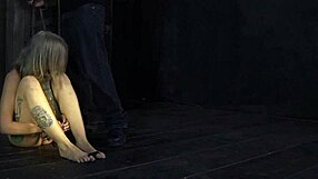 Blonde Floosy Feels Deep Craving While Dildoing Her Juicy Twat