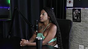 o cliente queria bater nela e fez sexo anal com dois paus no cu dela sempre curiosa com fetiche vicky menage sheer red