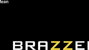 コニー・ペリニョンがマニュエルのチンポで窒息とゲーグ、リムジョブシーンで！