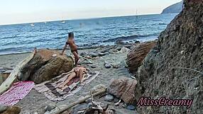 flashing my pussy in front of a guy at public beach and he helps me squirt - its very risky - misscreamy