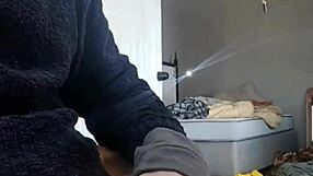 Huge cock from Cape Town explodes in massive cumshot