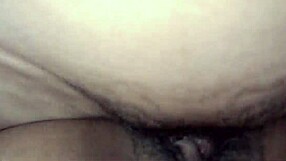 Büyük güzel tıraşlı sıkı ıslak amcığını köpek pozisyonunda sikmeyi seviyorum, ev yapımı 1'e 1'de kreampie orgazmına kadar.