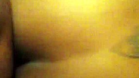 nice round ass looks great in this amateur shot