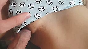 Zakaj ne jebati te ruske kurbe trdo v njeno tesno ritko na zabavi