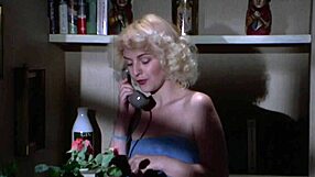 Disfruto ducha relajante como chica sexy