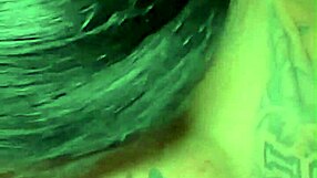 Oh Man, Die Rimjob Was Super Nat met Blowjob en Intense Seks van Die Getatoeëerde Gast 😈