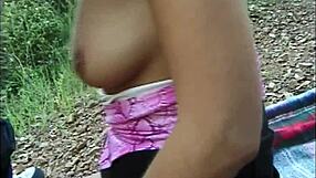 Colon Czech volumen 1 scena 1 prikazuje blondinko upognjeno v zunanjosti analni creampie z ogromnim kurcem jahanje in žličkanje