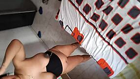 เมียโคลอมเบียท้องทนไหวมั้ยโดนควยมอนสเตอร์กระแทกก้มหลัง HD เต็ม?