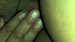 Зрелая латина милф согнута для грубого доггистиля анального траха энергичным молодым 18+ жеребцом в кульминационном финале