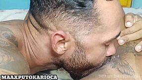 Peguei Esposa Do Meu Tio Masturbando E Fudi Seu Cu Com Creampie Anal!