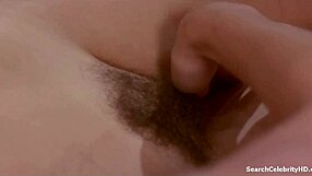 היי, מה אם נצלול לדגמר בירגר נשים בלי תום משנת 1978 עם סצנות עירום?