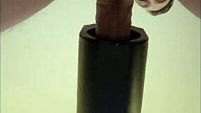 Amateurs Naked in Homemade Huge Cumshot with POV Solo