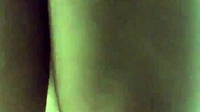 jéssica de 19 aninhos mostrando a bucetinha para o namorado