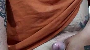 Josue Seeks Mature Companion For Friendly Chat And Shared Interests In Casual Setting