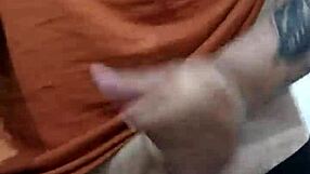 Josue Seeks Mature Companion For Friendly Chat And Shared Interests In Casual Setting