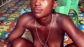 This crazybitch is twerking naked before fucking her big dildo in ass and pussy